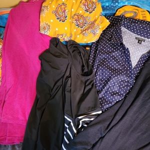 Size 30/32 women's clothing lot